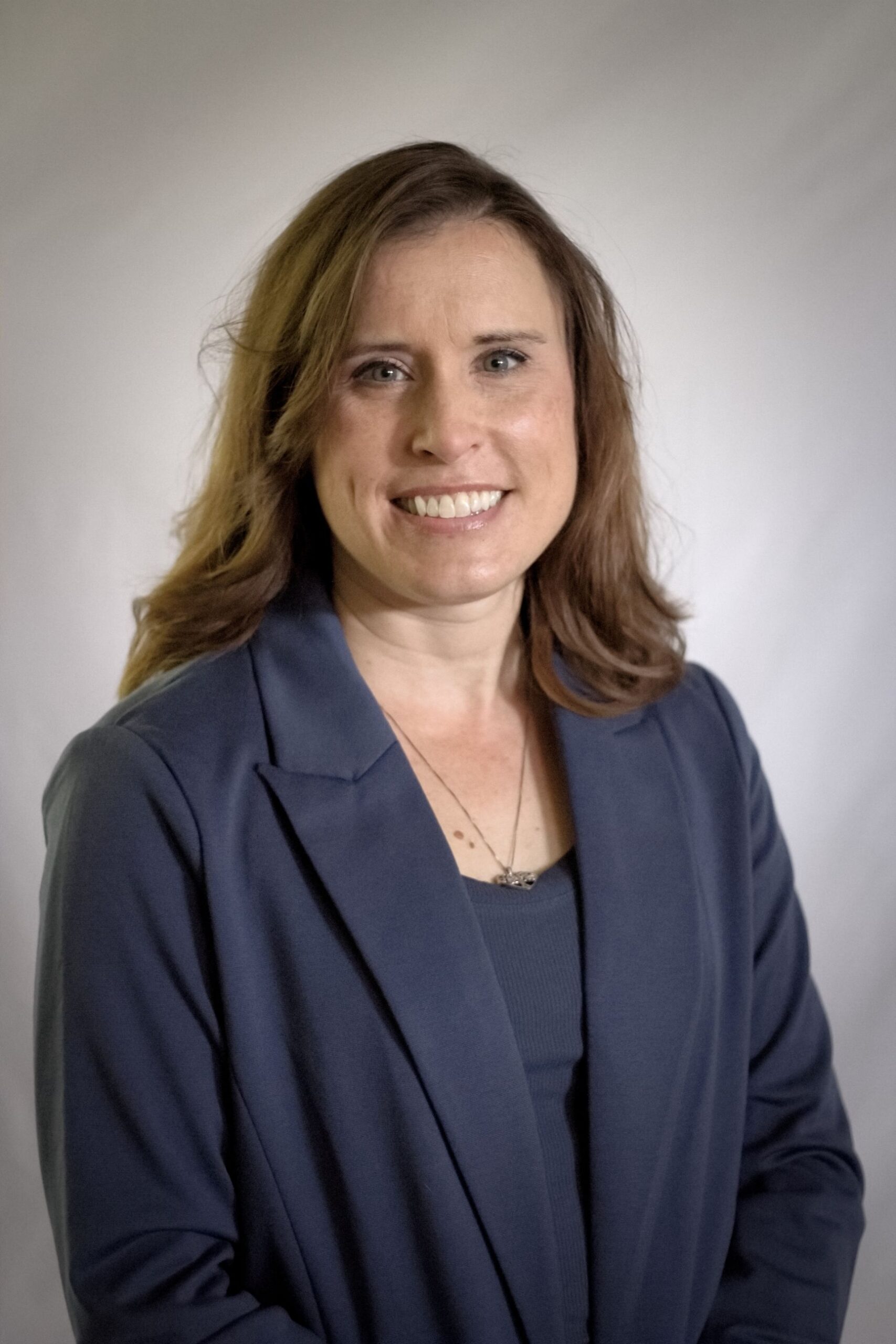 Portrait photo of Jessica Stoelting