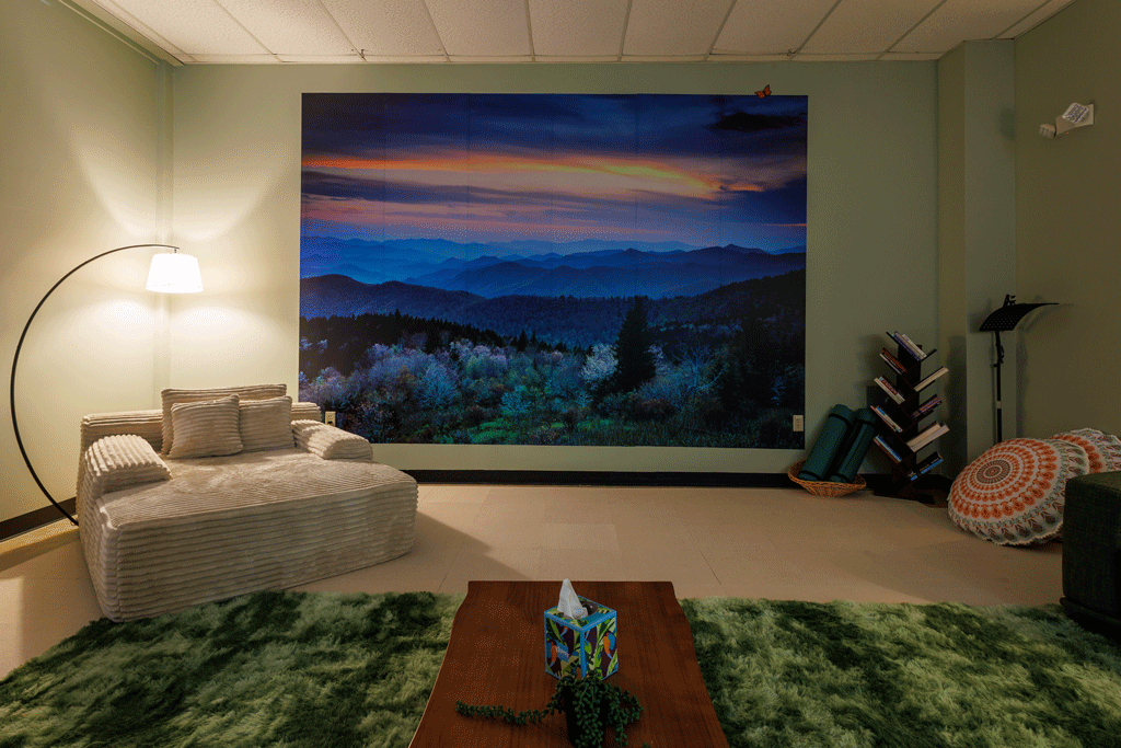 Photo of the Relaxation Room furniture layout