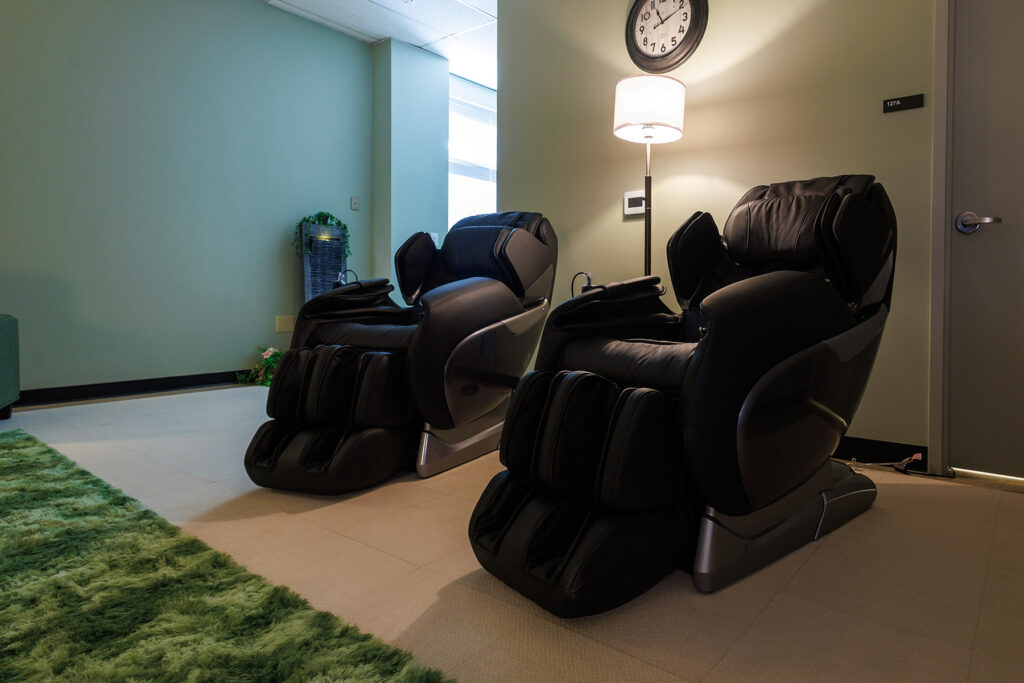 Photo of the Relaxation Room furniture layout